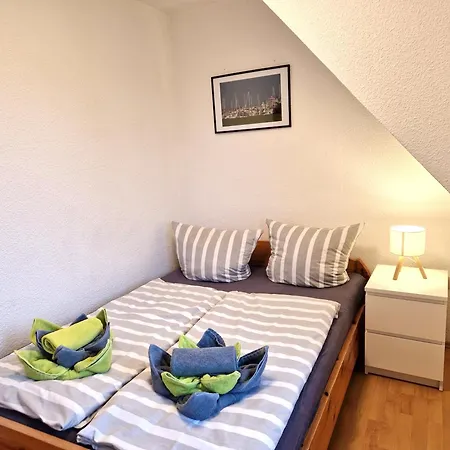 Gaestehaus Kuehn Warft 03 Apartment *
